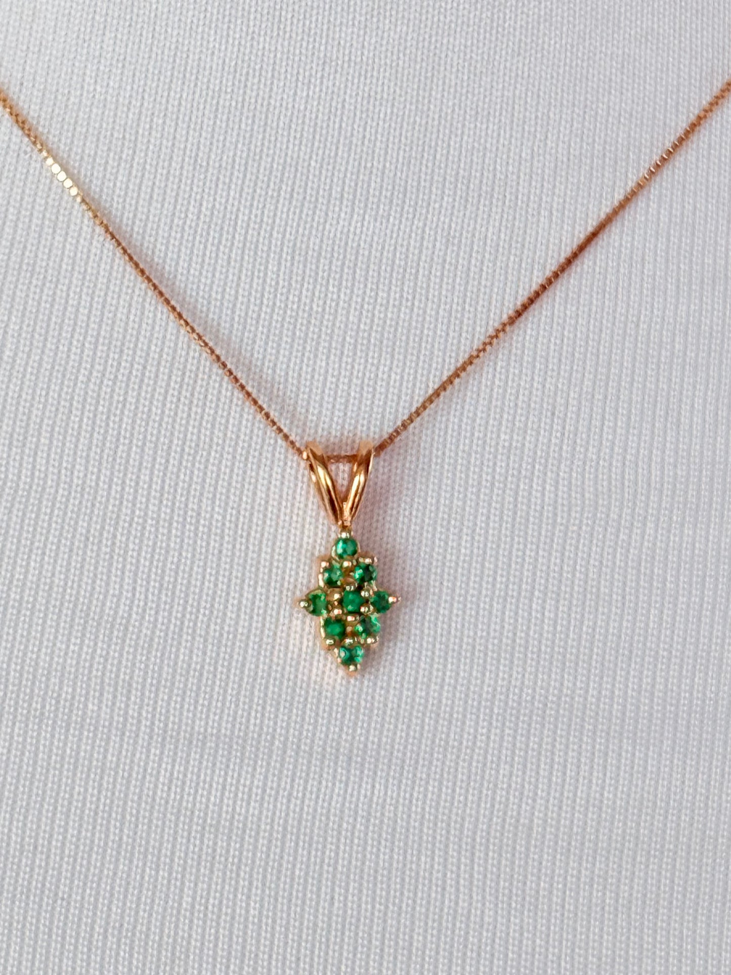 Pine Shape Colombian Emerald & Diamond charm & Solid Gold 18K Italian