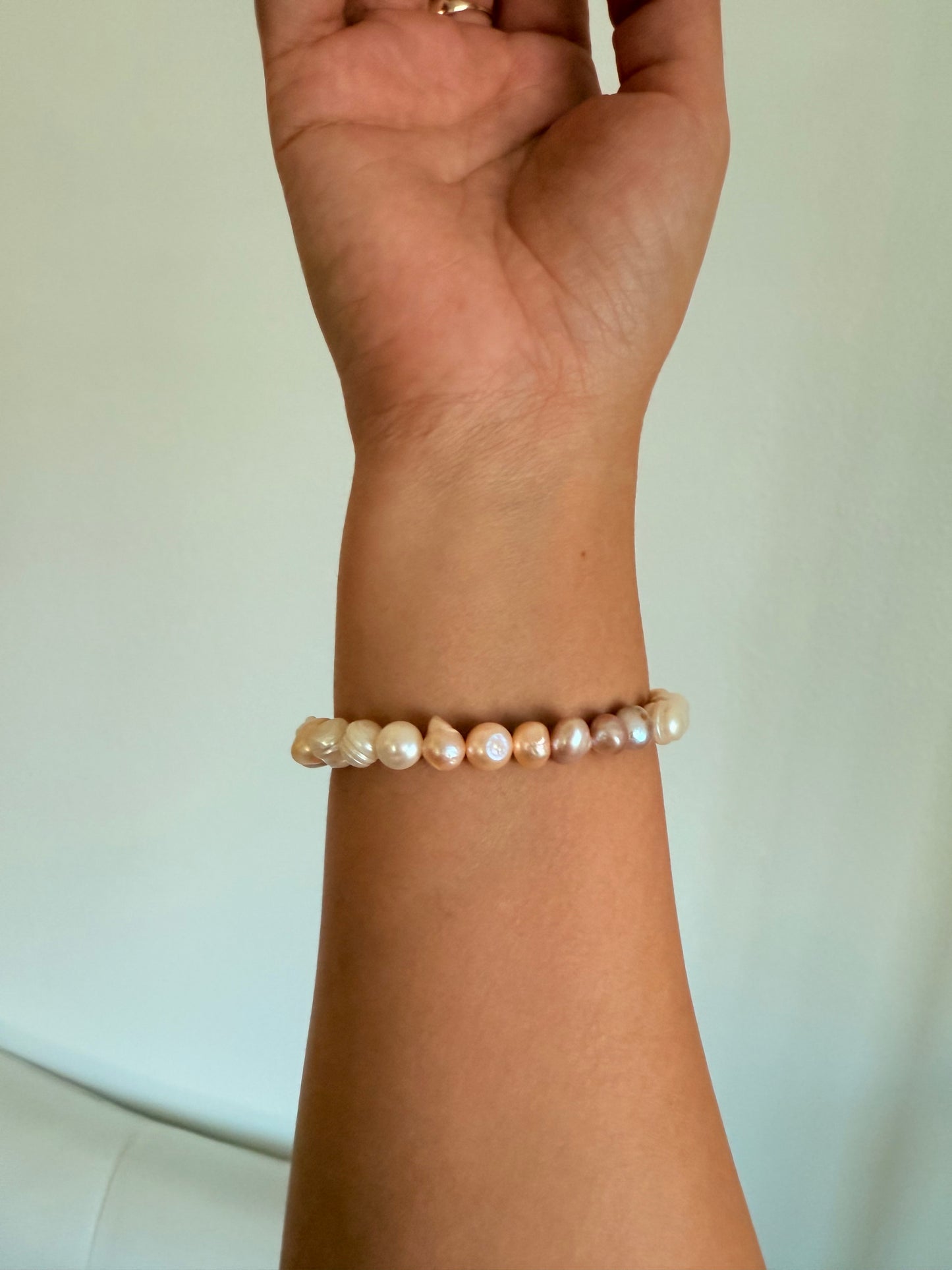 Cultured Freshwater Pearl Bracelets
