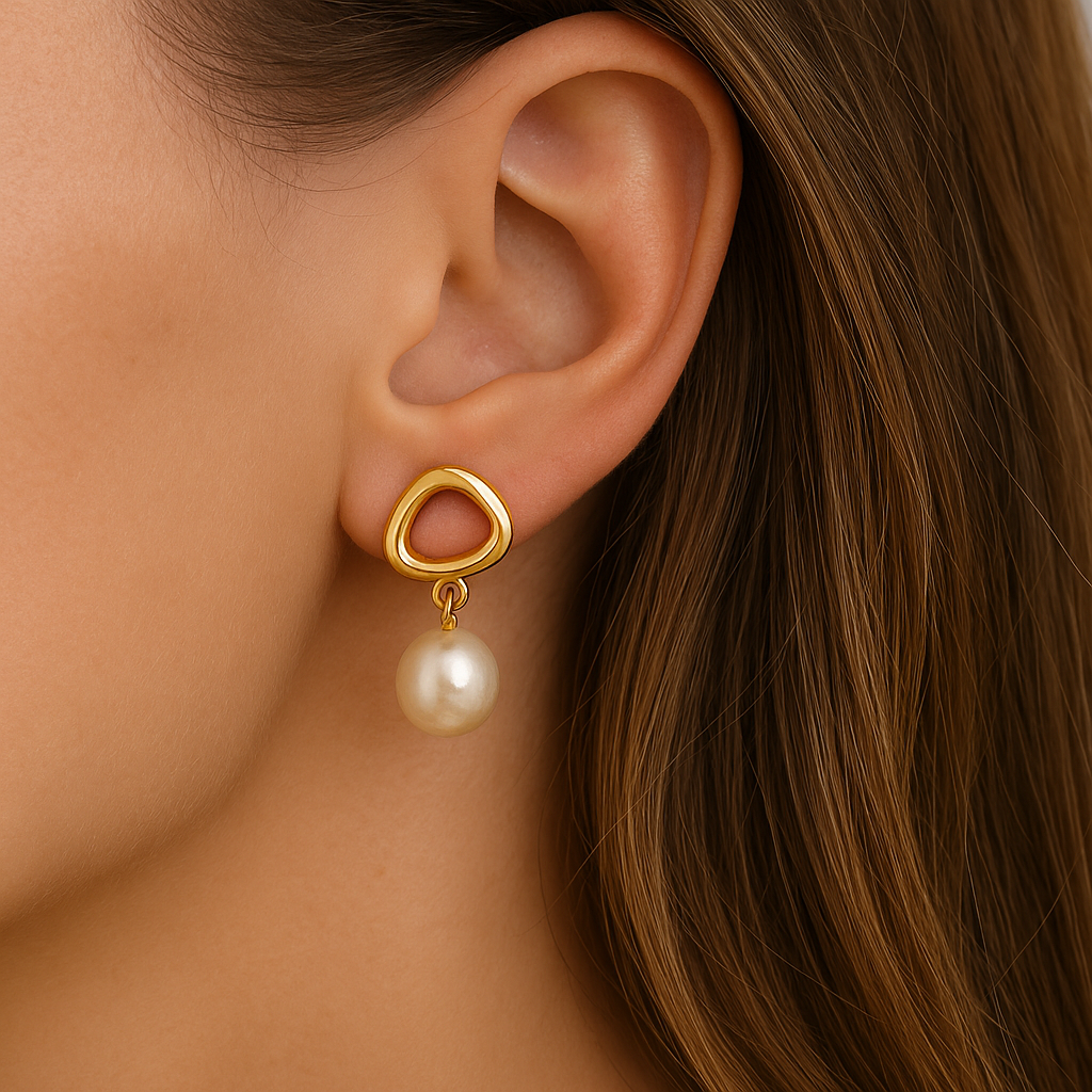 Gold plated 24k dangle earrings with pearl