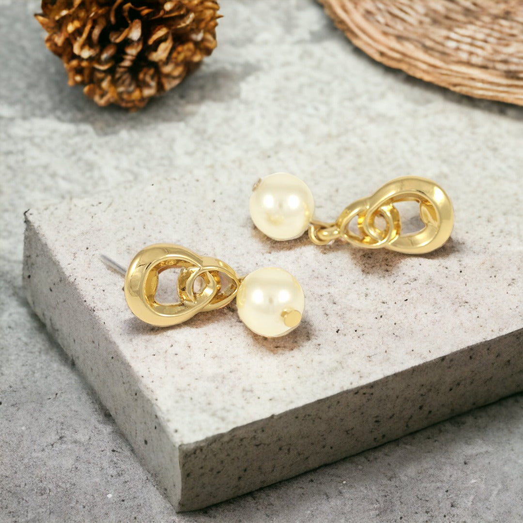 LONG GOLD PLATED 24K EARRINGS WITH PEARL