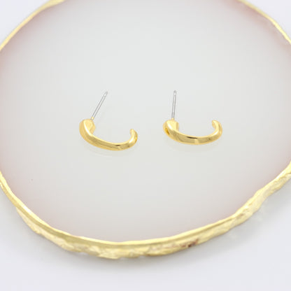 Medium Huggies Earrings Gold Plated 24K