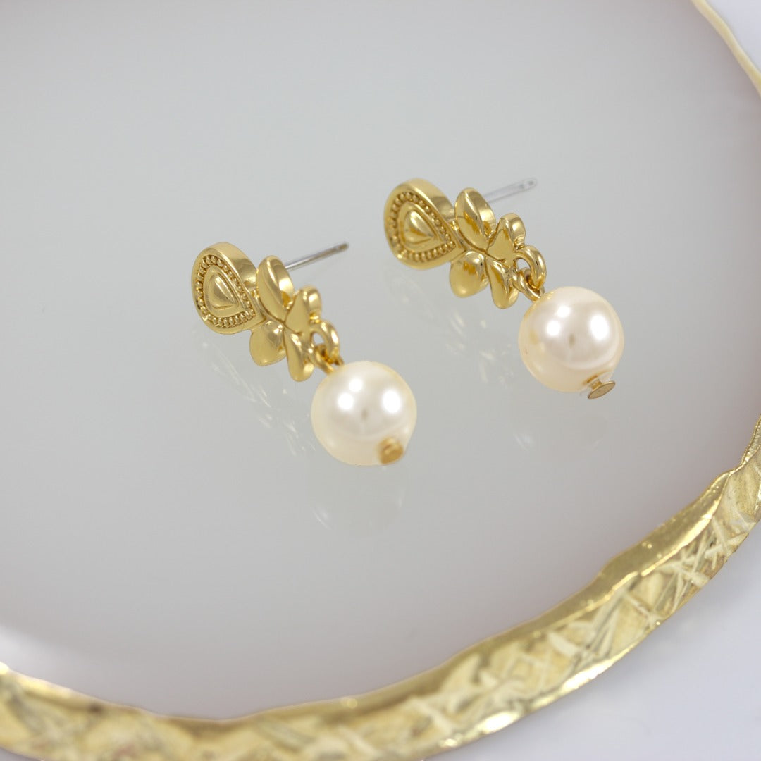 Pearl Flowers Drop Earrings Gold Plated 24K